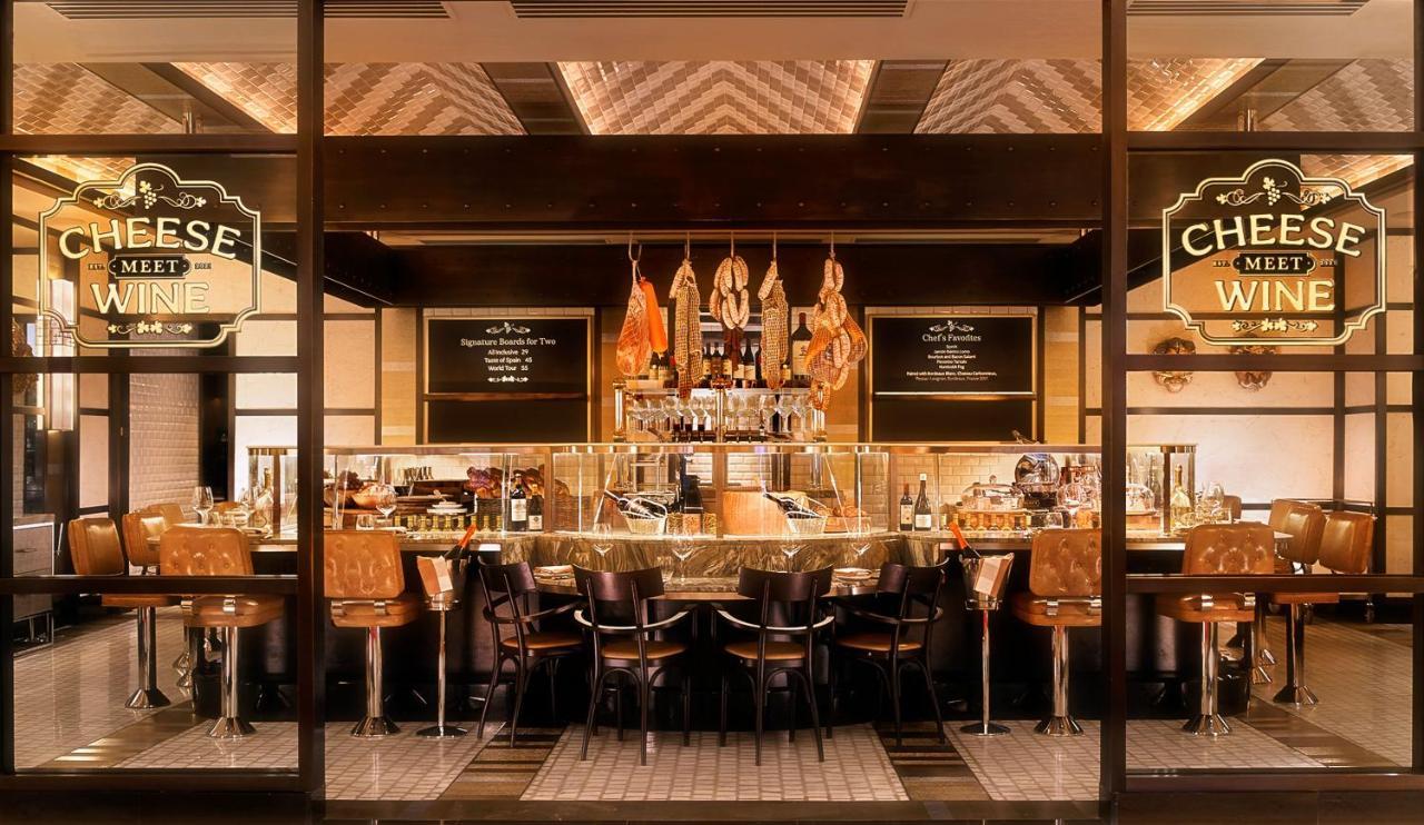Encore Boston Harbor Everett Εξωτερικό φωτογραφία The Cheese & Wine Bar