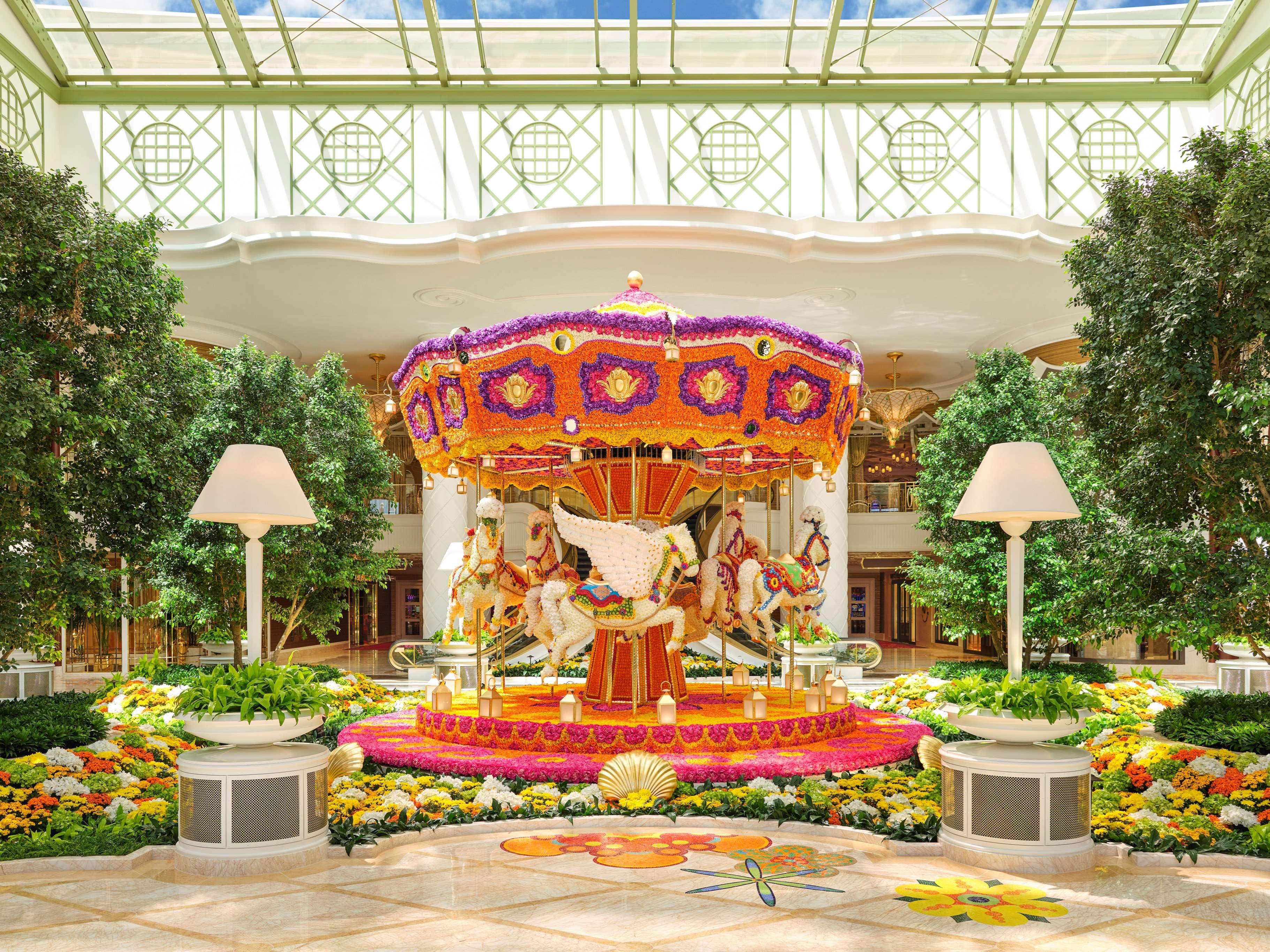 Encore Boston Harbor Everett Εξωτερικό φωτογραφία The Carousel at Wynn