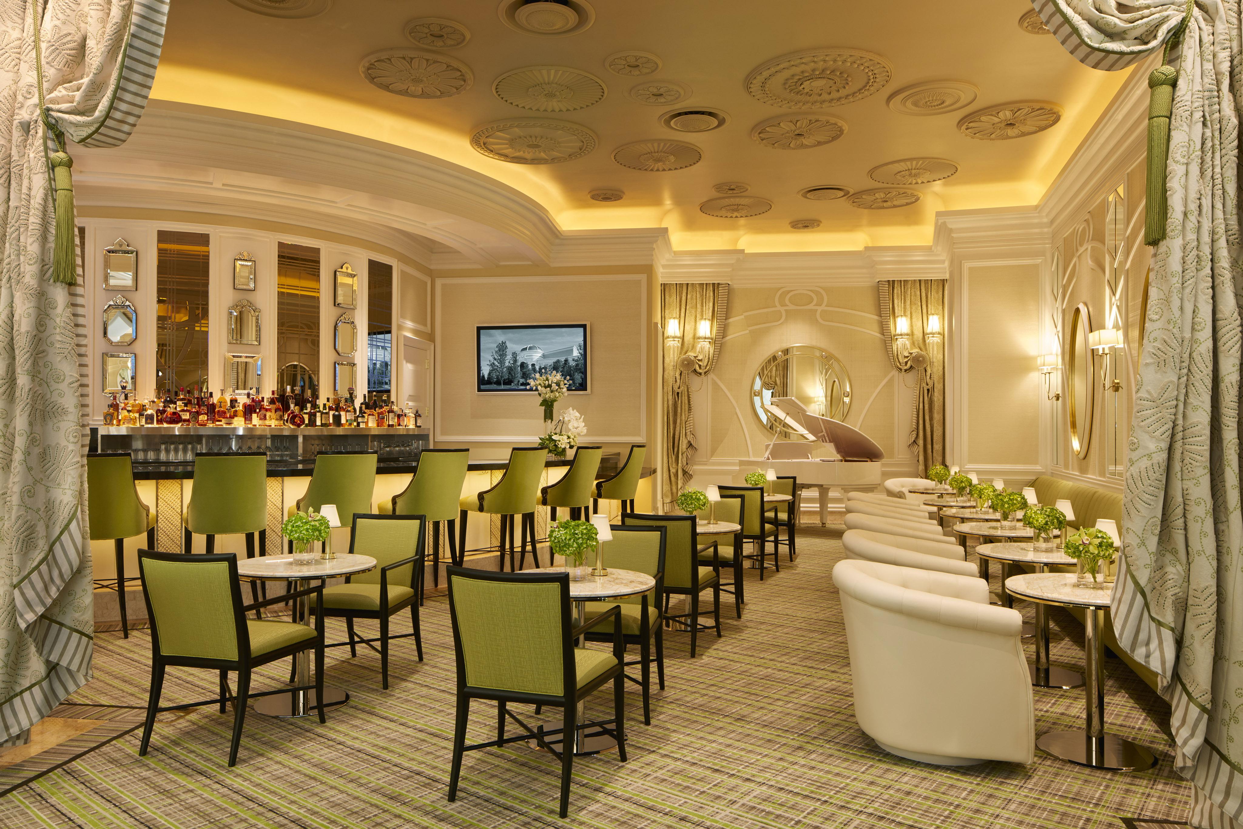Encore Boston Harbor Everett Εξωτερικό φωτογραφία The Bar at The Ivy