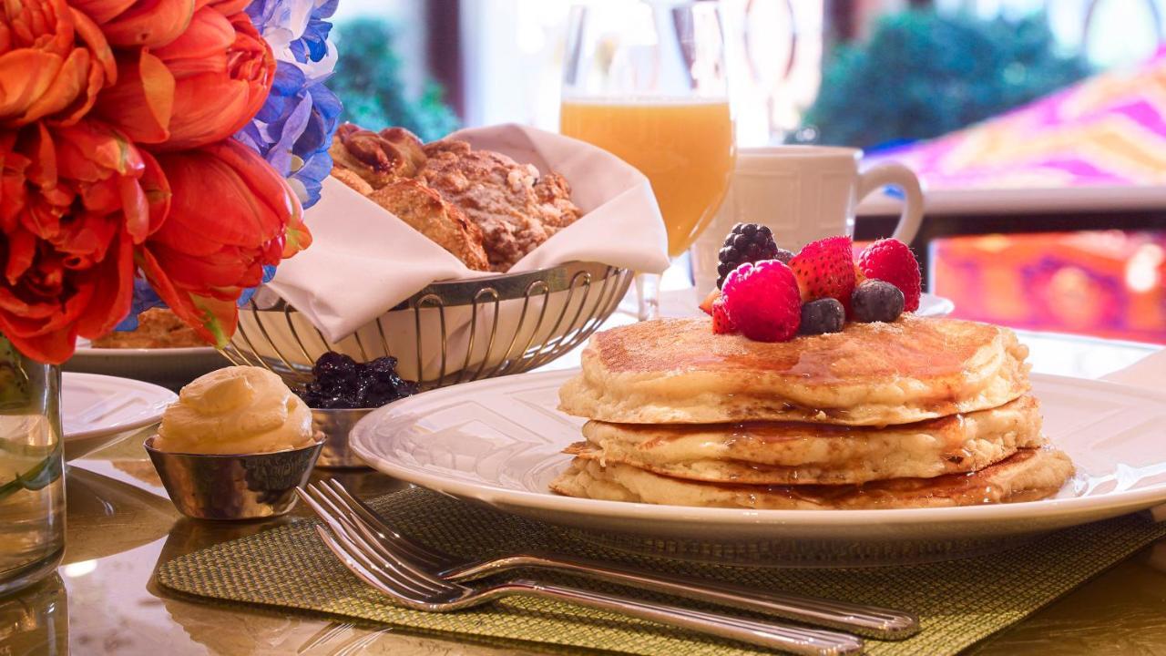Encore Boston Harbor Everett Εξωτερικό φωτογραφία A stack of pancakes
